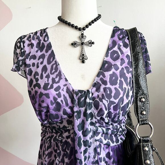 SOLD OUTTT - Picture 2 of 6